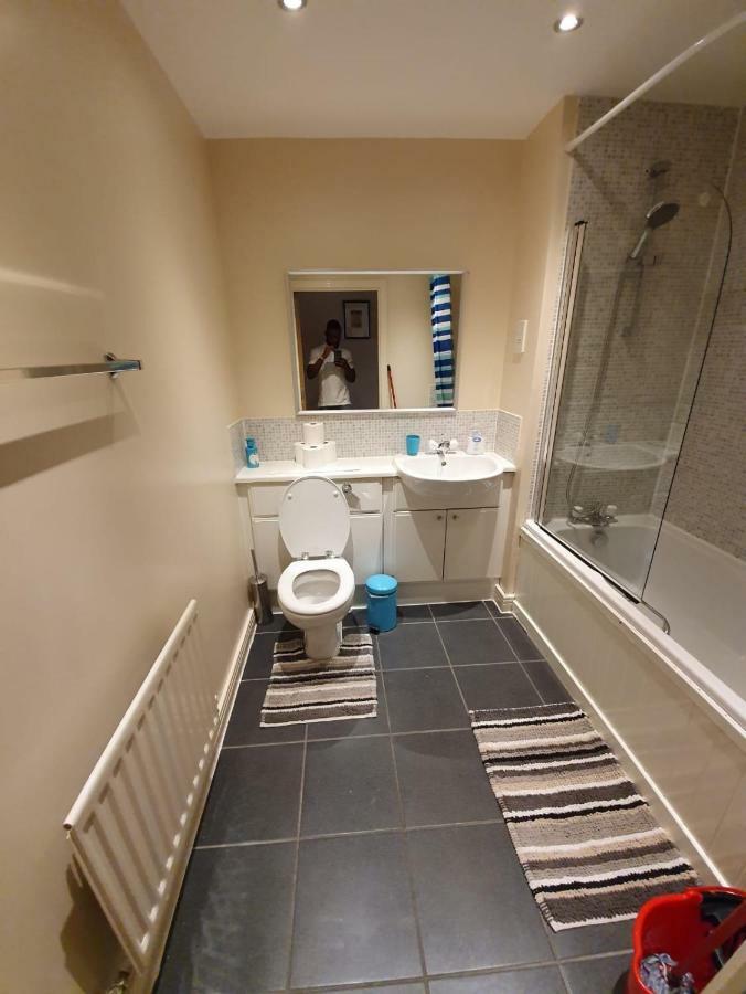 Affluent Riverside Sark Tower Apartament *
